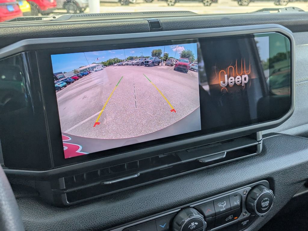 Used 2024 Jeep Wrangler Sport AWD/4WD image 18
