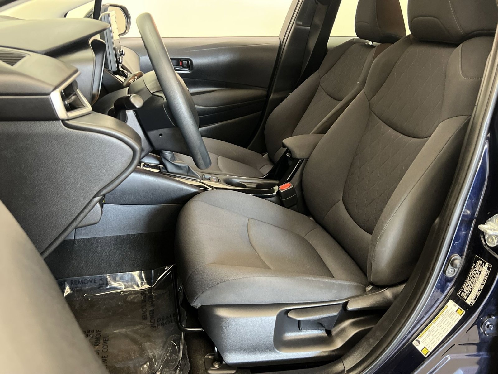Used 2022 Toyota Corolla LE FWD image 12