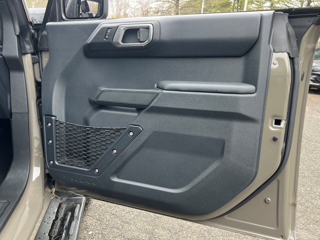 New 2025 Ford Bronco Outer Banks image 7