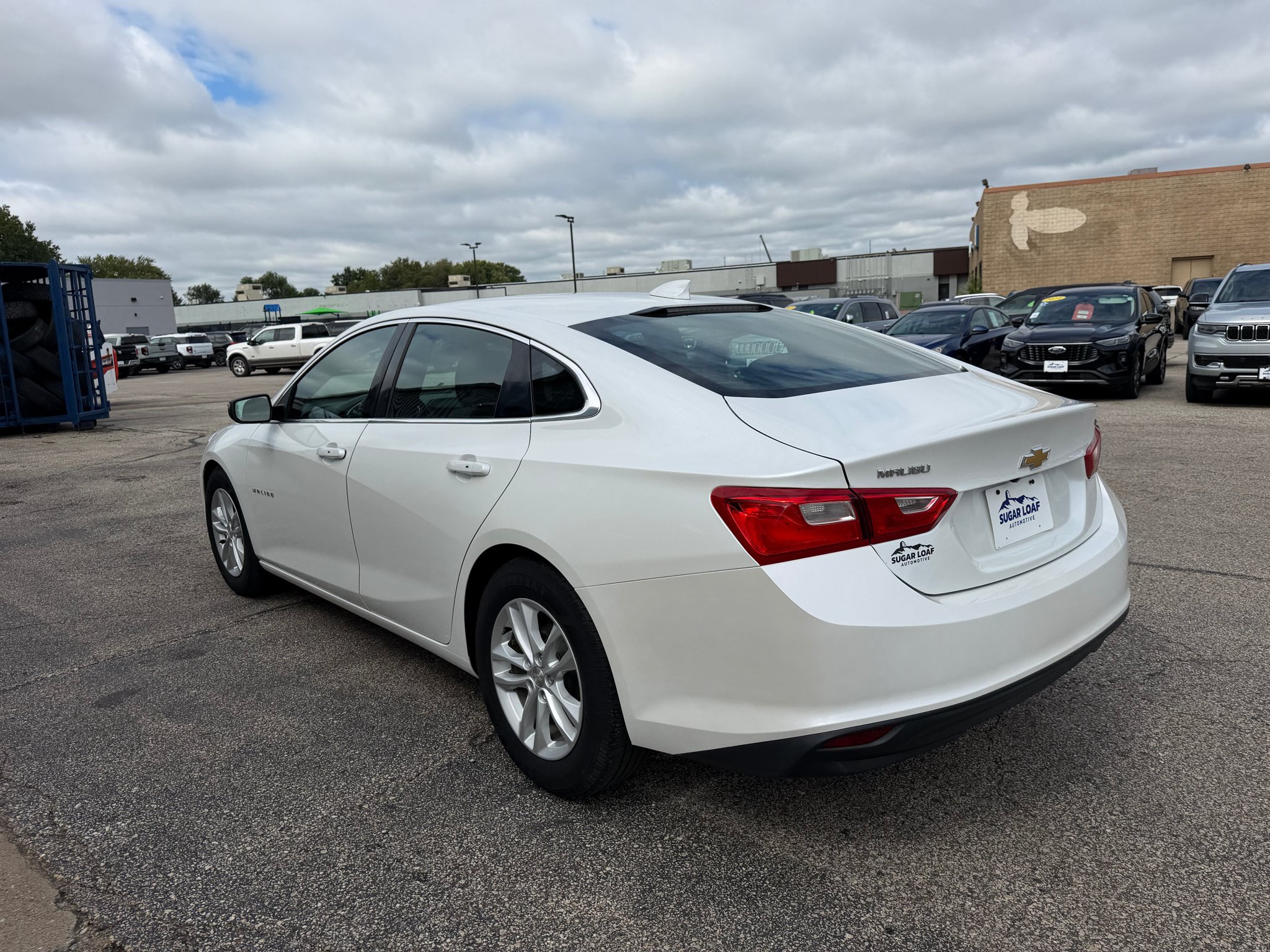 Used 2016 Chevrolet Malibu LT FWD image 6