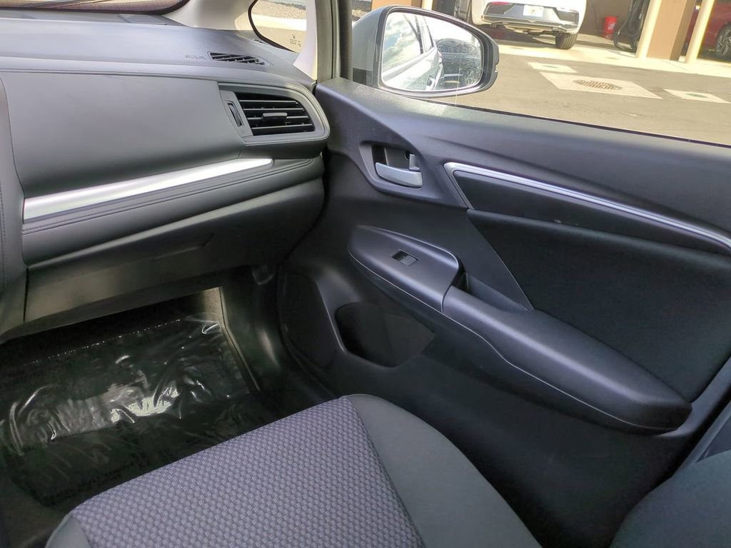 Used 2019 Honda Fit LX image 17
