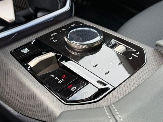 Used 2025 BMW X3 xDrive30i w/ Premium Package image 28