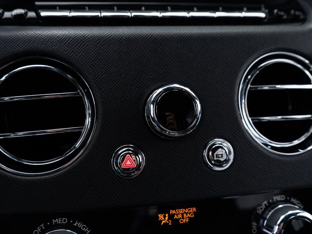 Certified 2024 Rolls-Royce Cullinan image 43