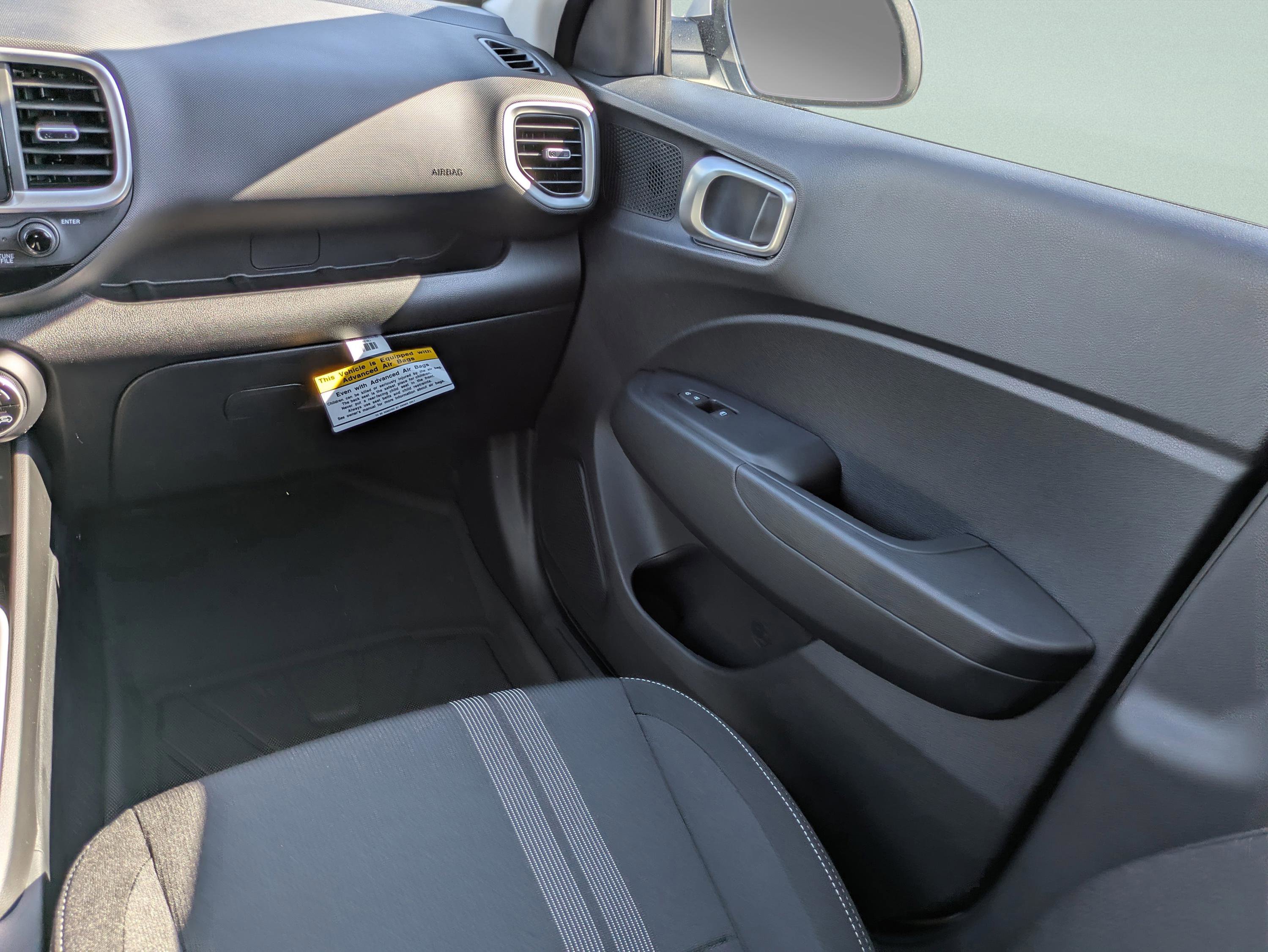 New 2026 Hyundai Venue SEL FWD image 49