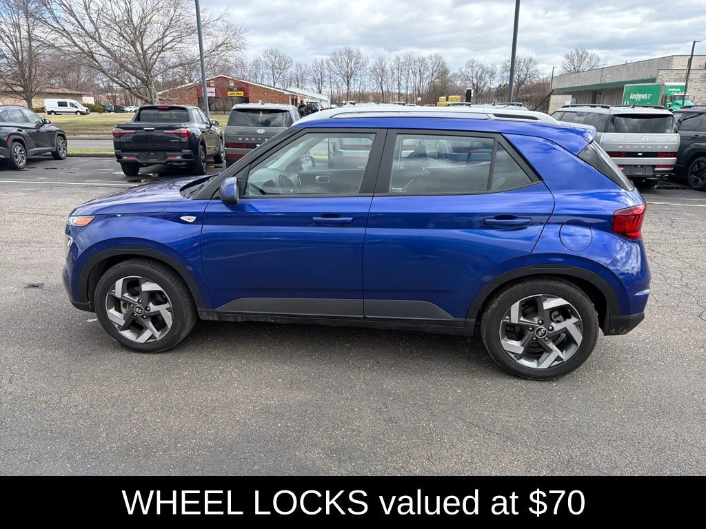 Certified 2023 Hyundai Venue SEL image 6