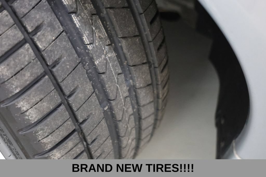 Used 2002 Porsche 911 Turbo AWD/4WD image 8