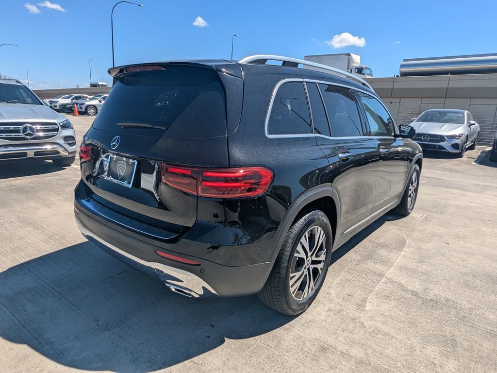 Certified 2025 Mercedes-Benz GLB 250 image 42