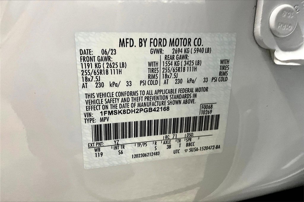 Used 2023 Ford Explorer XLT w/ Equipment Group 202A image 19