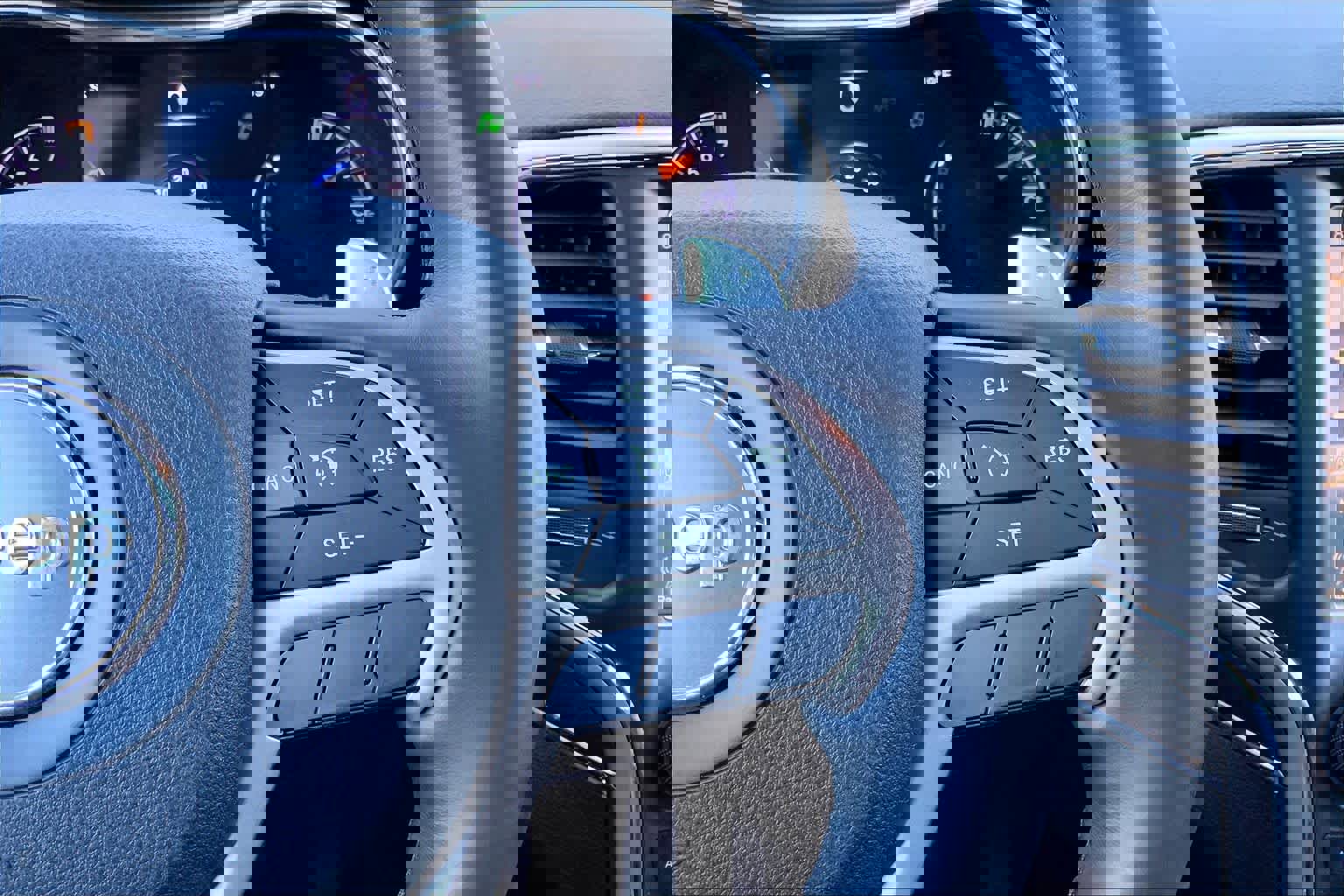 Used 2015 Jeep Grand Cherokee Limited image 25