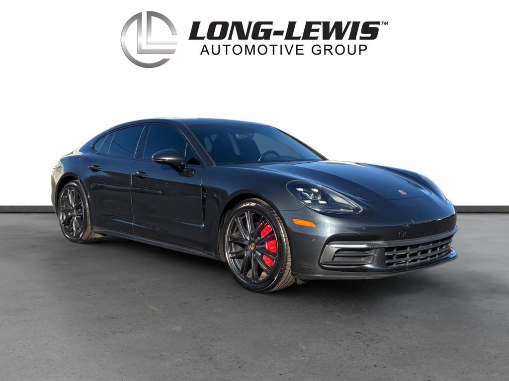 Used 2018 Porsche Panamera image 10