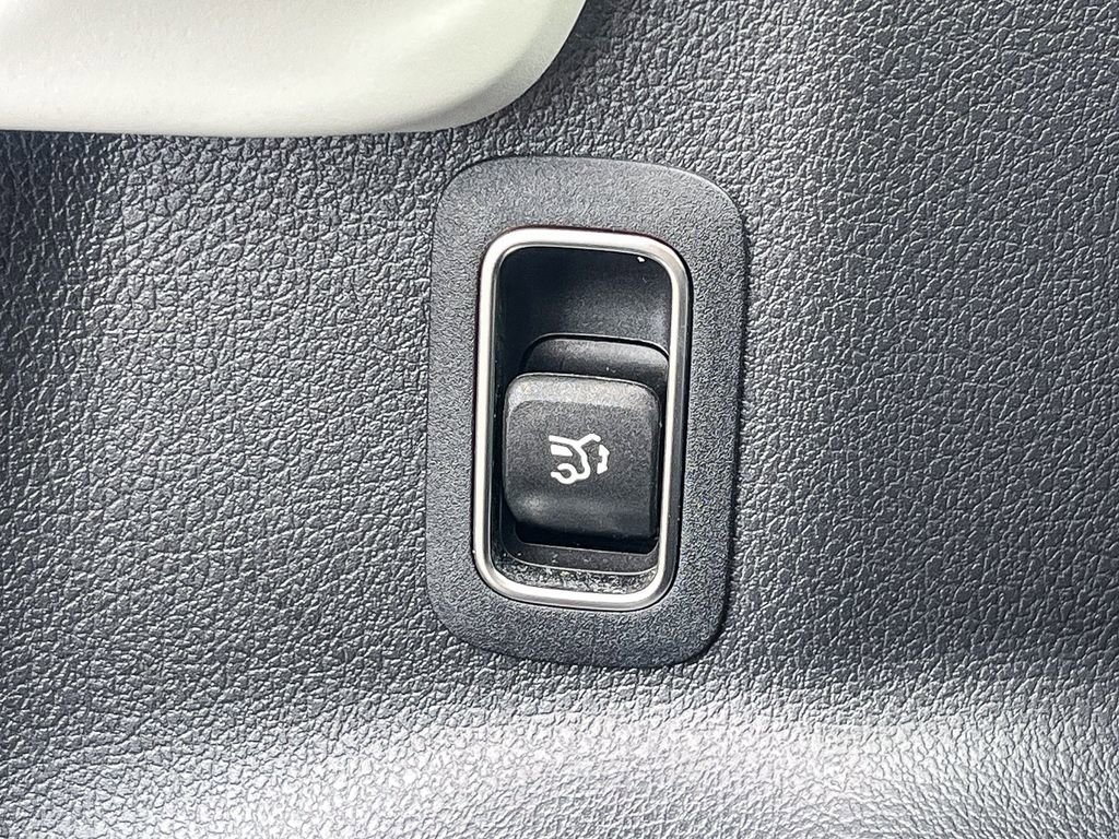 Used 2023 Mercedes-Benz GLA 250 image 42