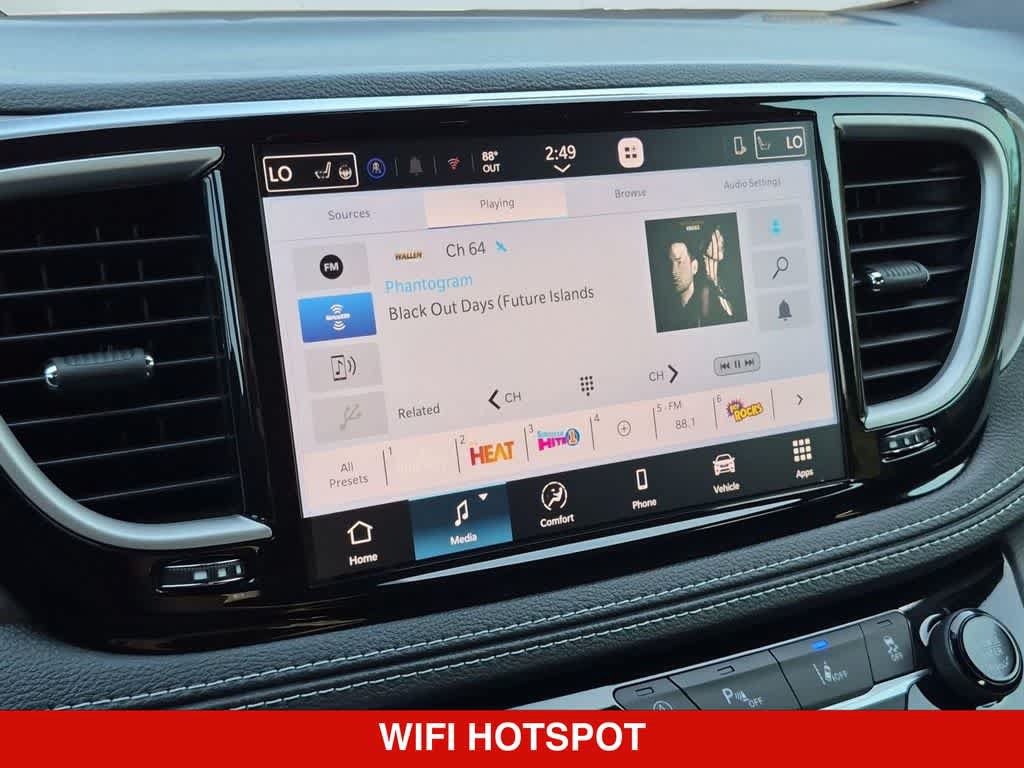 New 2027 Chrysler Pacifica Select FWD image 27