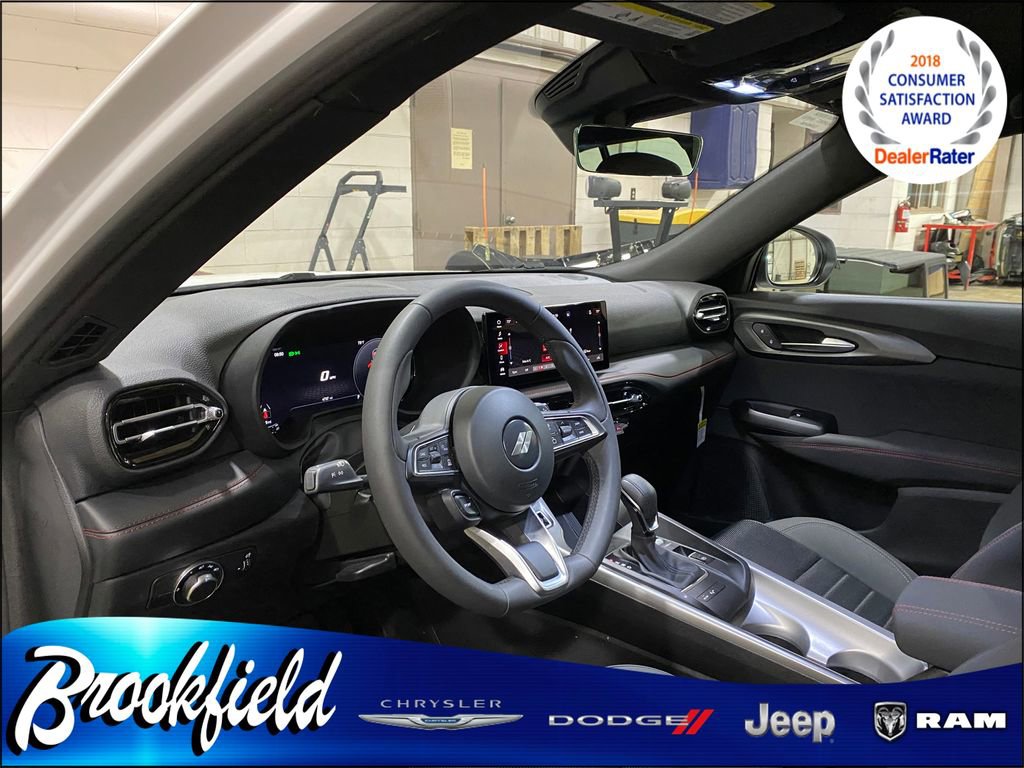 Used 2025 Dodge Hornet GT image 29