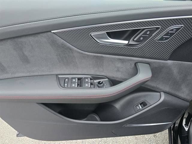 New 2026 Audi SQ8 Prestige AWD/4WD image 29