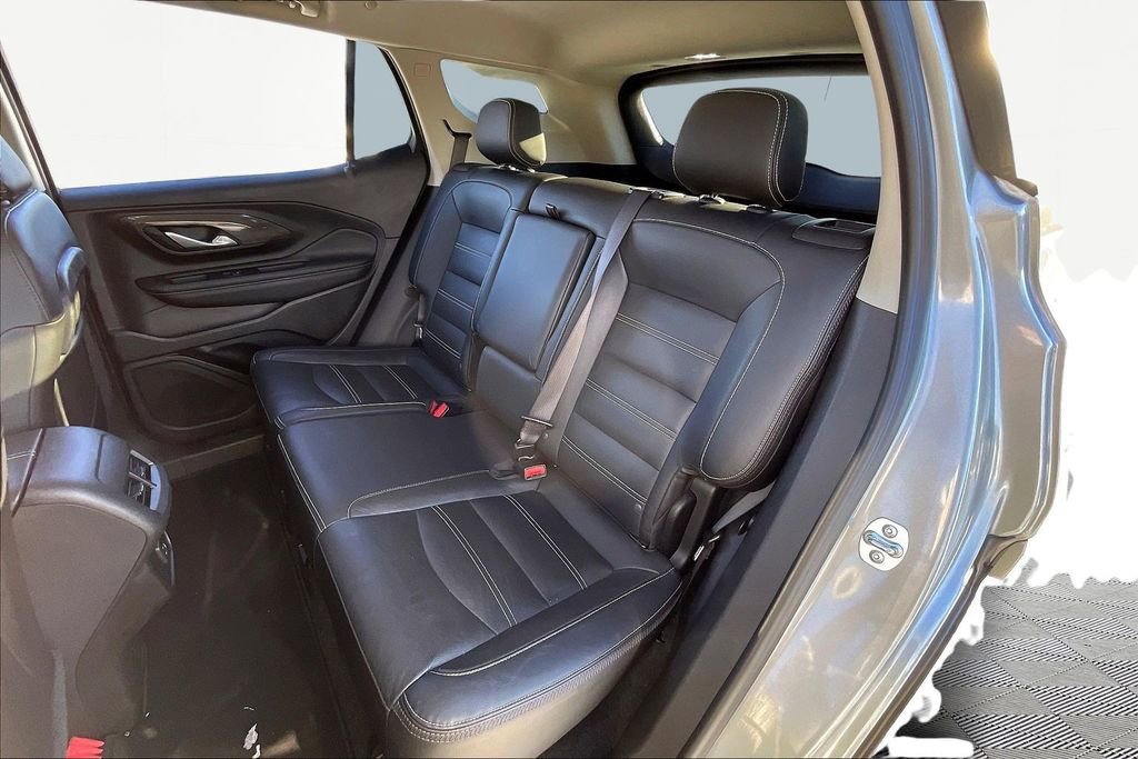 Used 2024 GMC Terrain Denali image 23