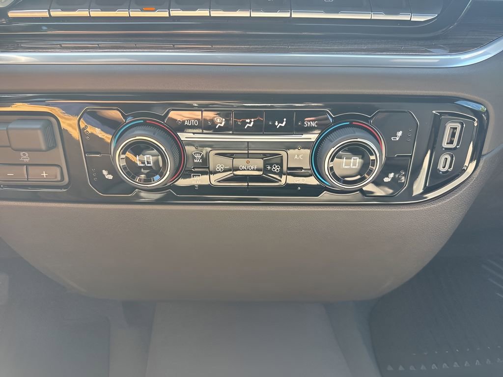 New 2026 Chevrolet Silverado 1500 RST AWD/4WD image 19