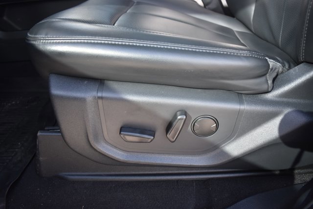 Used 2023 Ford Expedition XLT image 13