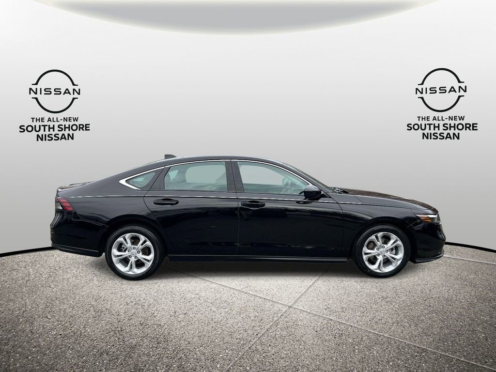 Used 2025 Honda Accord LX image 5
