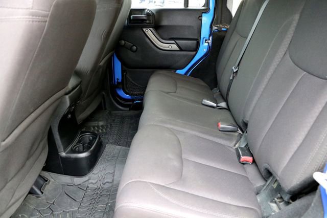 Used 2015 Jeep Wrangler Unlimited Willys image 22