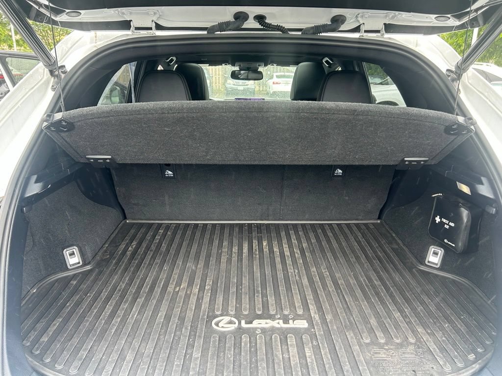 Used 2018 Lexus NX 300 F Sport w/ F Sport Premium Package AWD/4WD image 18