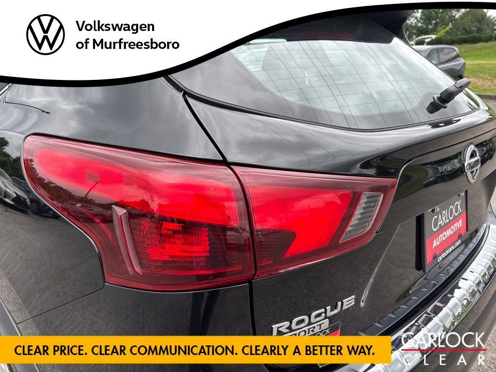 Used 2019 Nissan Rogue Sport SV FWD image 14