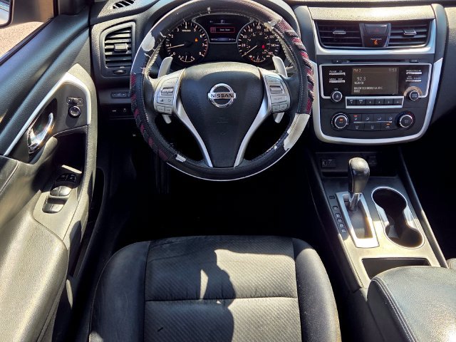 Used 2017 Nissan Altima 2.5 SR w/ Midnight Edition Package FWD image 7