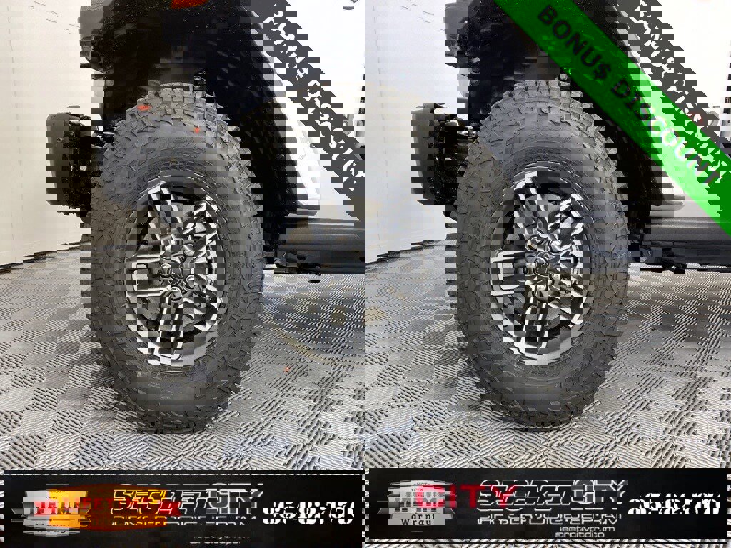 New 2026 Jeep Gladiator Mojave image 9