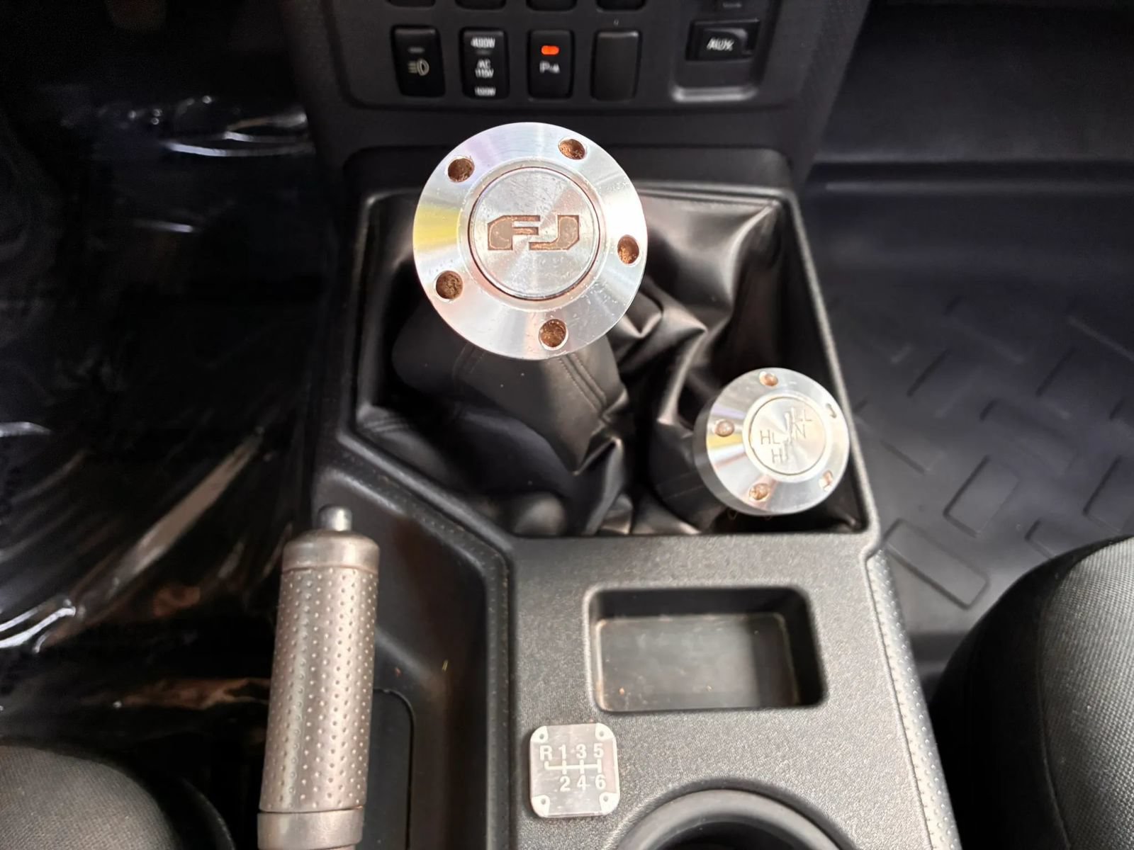 Used 2008 Toyota FJ Cruiser 4WD image 26
