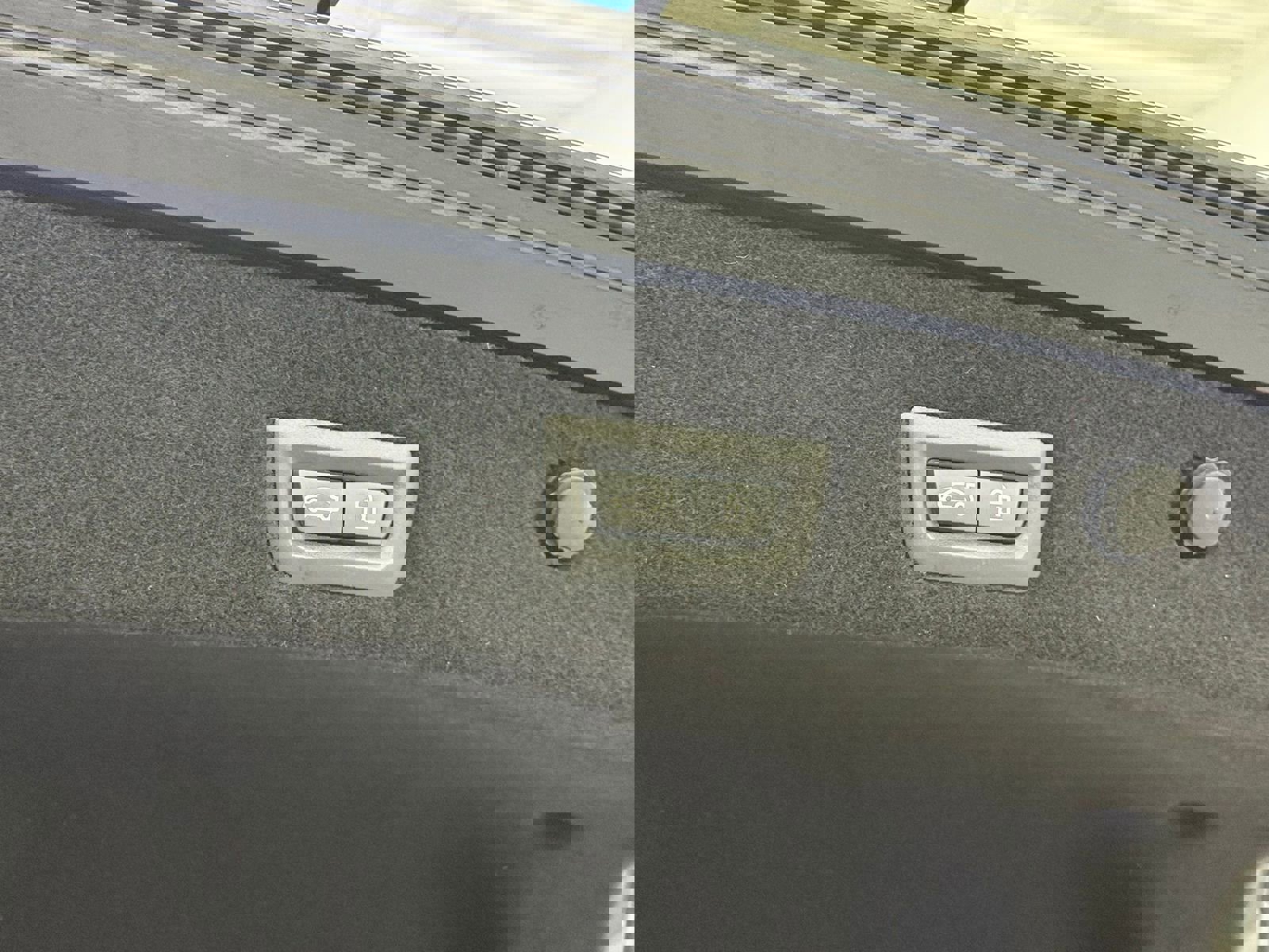 Used 2018 BMW 740e xDrive image 49