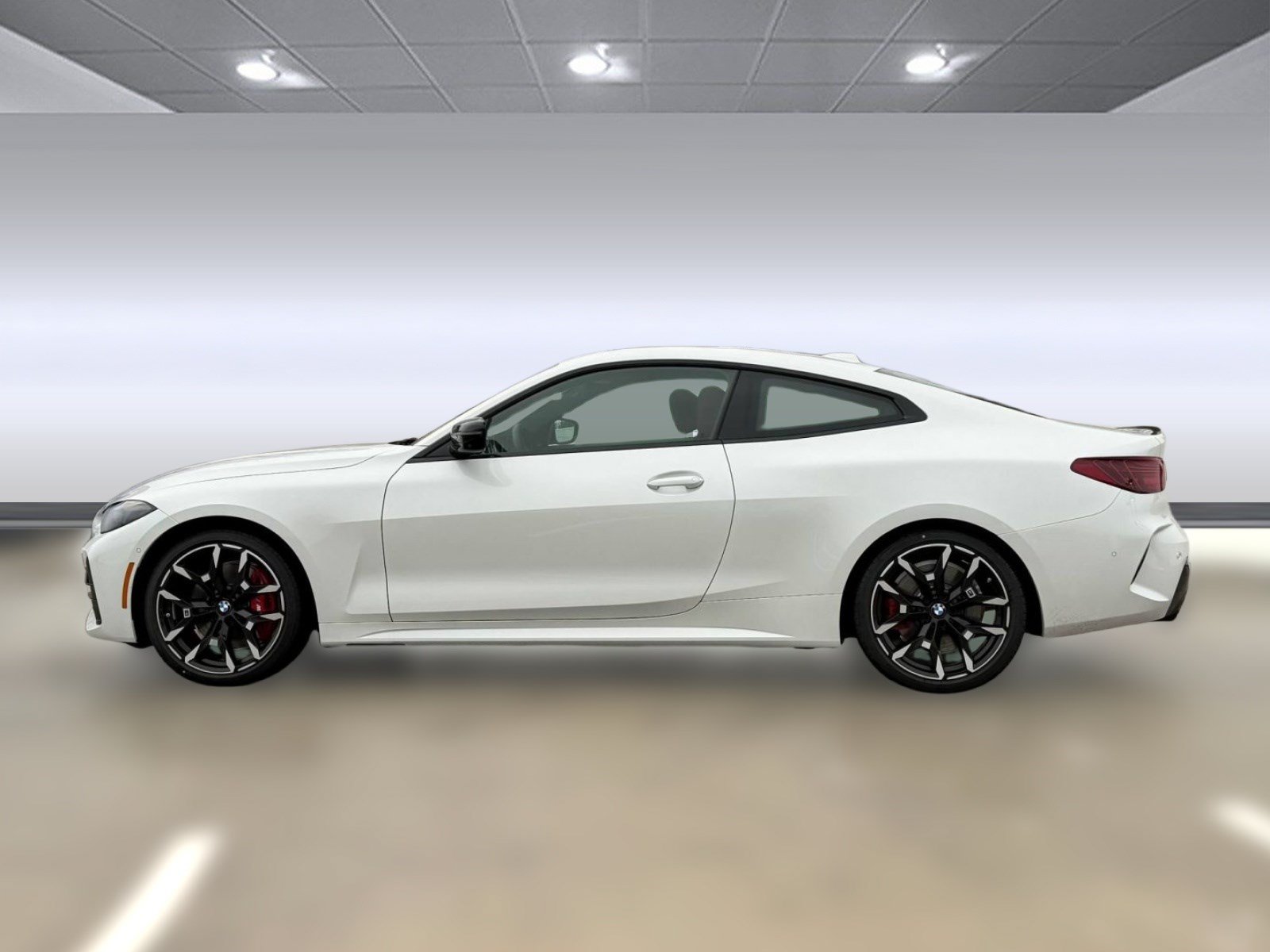 Used 2026 BMW 430i Coupe w/ M Sport Package RWD image 2