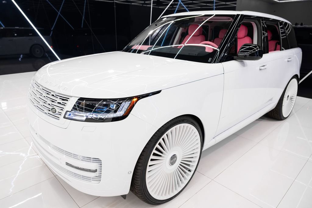 Used 2025 Land Rover Range Rover SE image 7