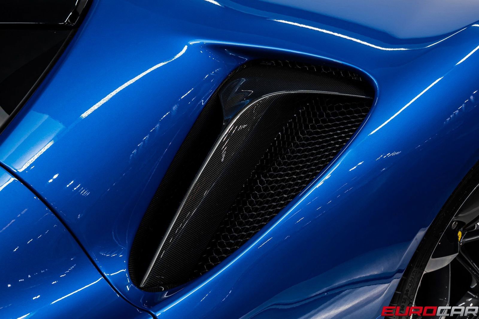Used 2022 Ferrari SF90 Stradale image 16