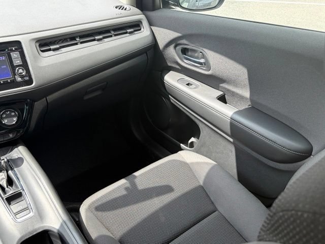 Used 2022 Honda HR-V LX image 32