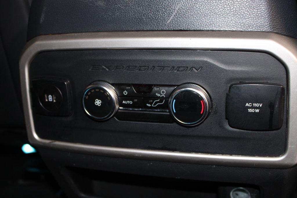 Used 2024 Ford Expedition Max XLT image 38