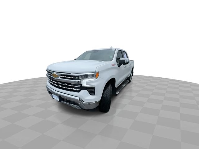 Used 2023 Chevrolet Silverado 1500 LTZ AWD/4WD image 3