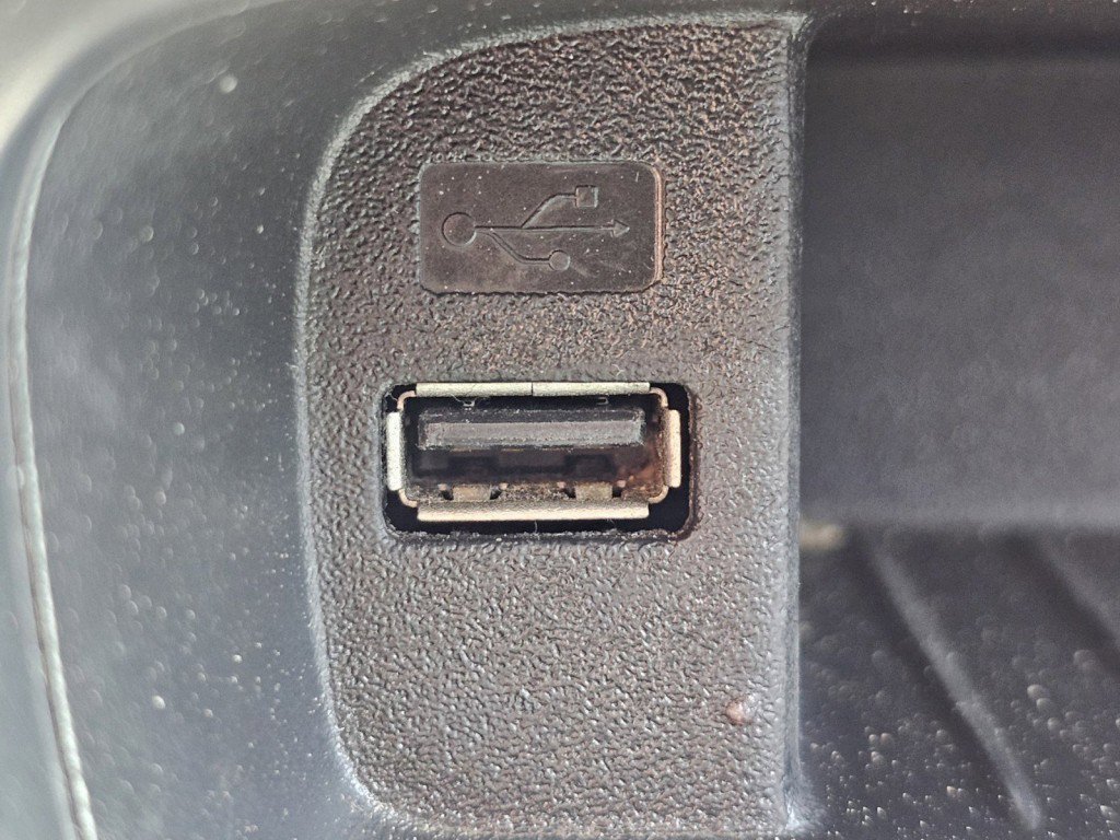 Used 2017 Ford Focus SE FWD image 28