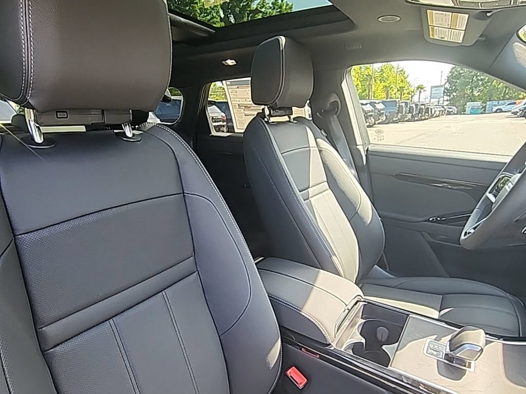 New 2026 Land Rover Range Rover Evoque Hoxton AWD/4WD image 21