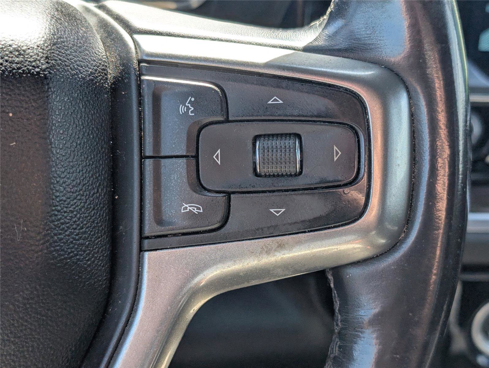 Used 2022 Chevrolet Silverado 1500 LT w/ Z71 Off-Road Package image 26