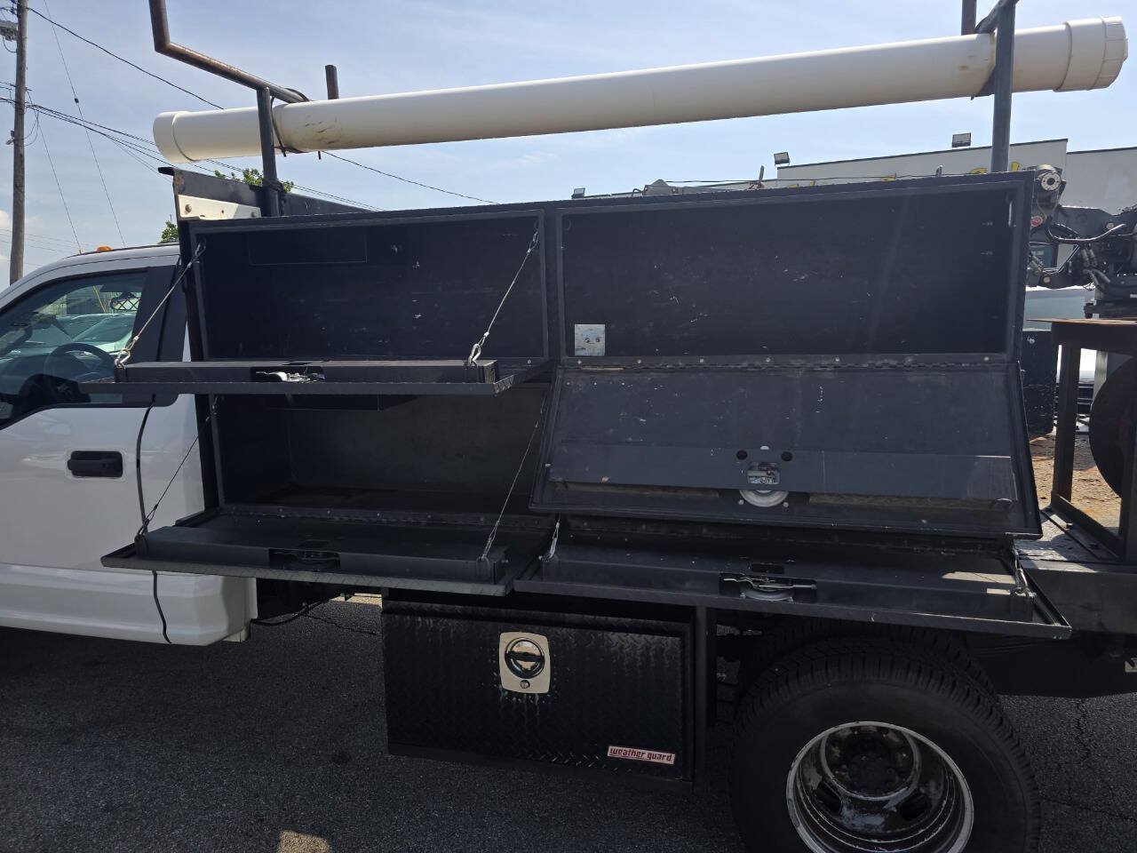 Used 2018 Ford F350 XL w/ Power Equipment Group RWD image 9