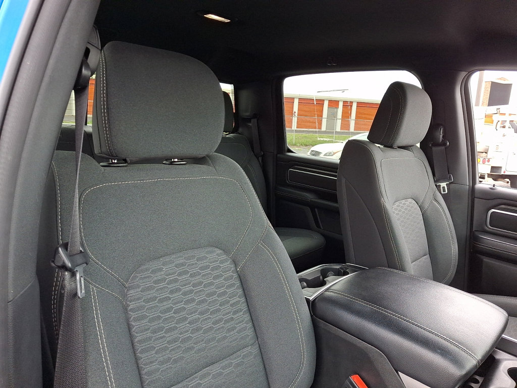 Used 2025 RAM 1500 Big Horn AWD/4WD image 13