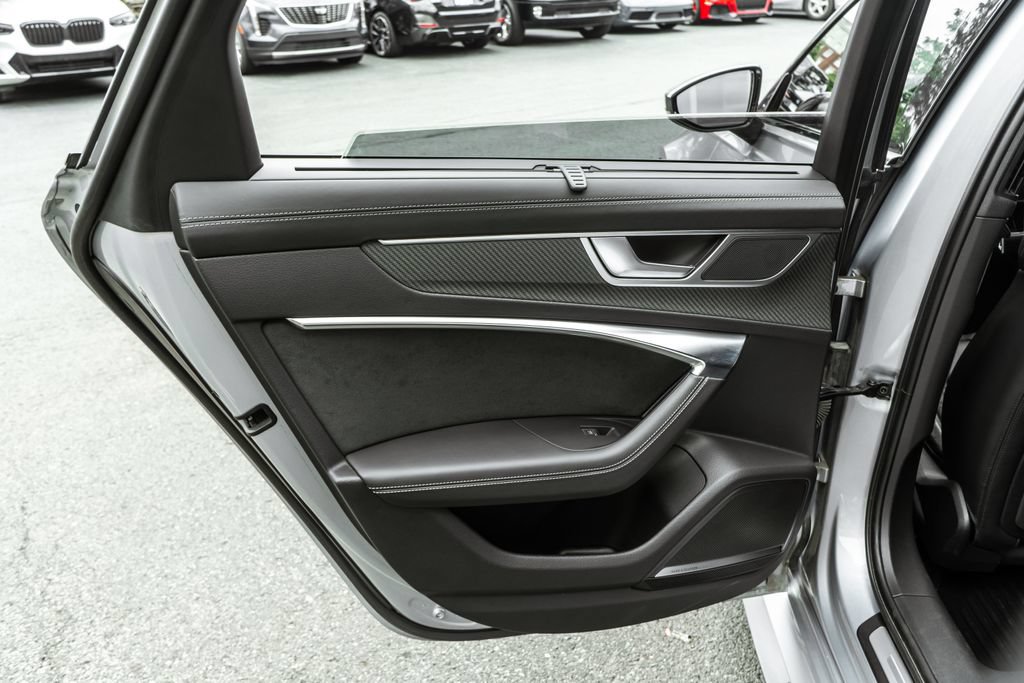 Used 2023 Audi RS 6 AWD/4WD image 30
