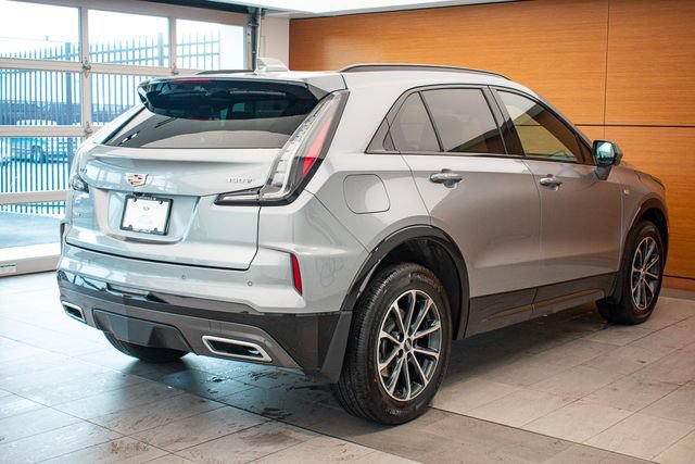 Used 2025 Cadillac XT4 Sport AWD/4WD image 6