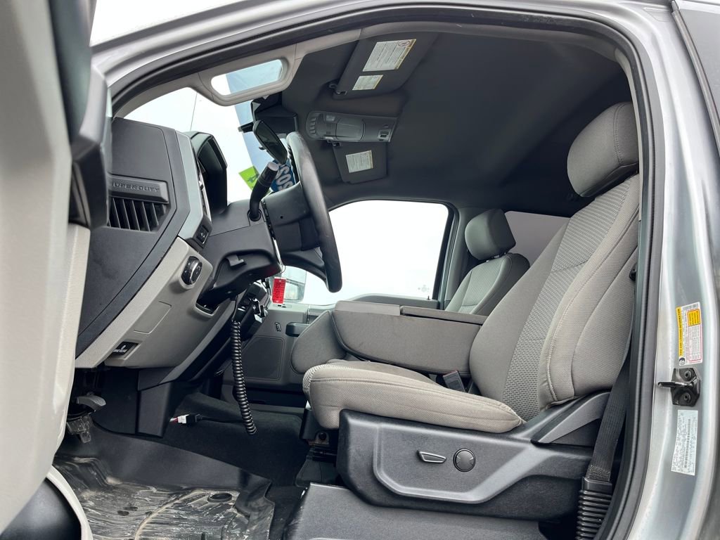 Used 2021 Ford F350 XLT w/ XLT Premium Package image 10
