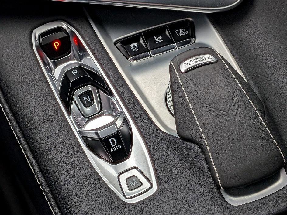 Used 2024 Chevrolet Corvette Stingray Preferred Conv w/ 2LT image 24