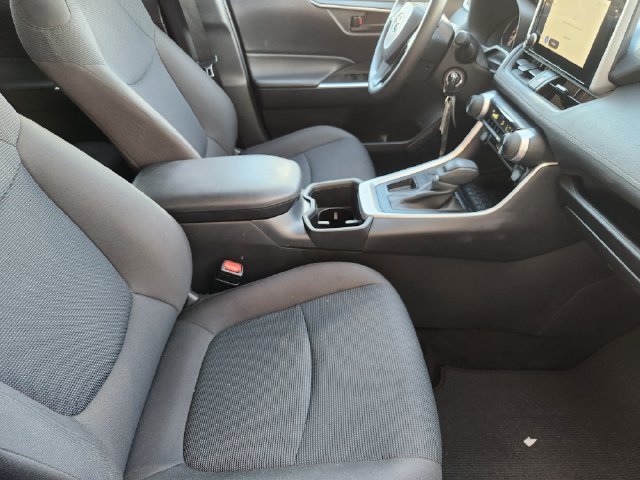 Used 2025 Toyota RAV4 LE FWD image 13