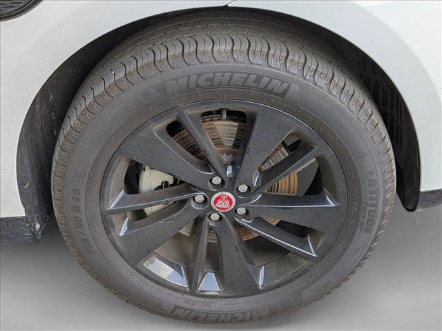 Certified 2022 Jaguar F-PACE S image 21