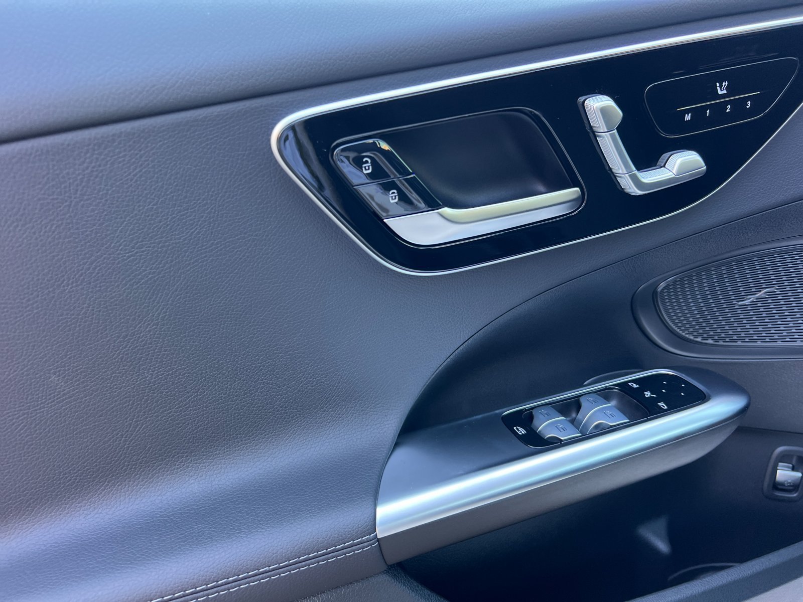 New 2026 Mercedes-Benz C 300 Sedan image 10