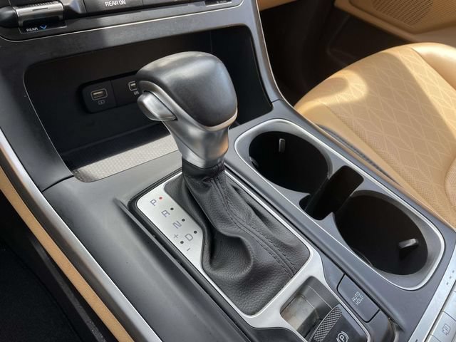 Certified 2024 Kia Carnival LX FWD image 31