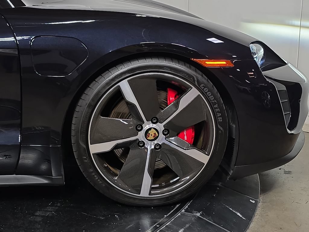 Certified 2023 Porsche Taycan GTS w/ Premium Package AWD/4WD image 11