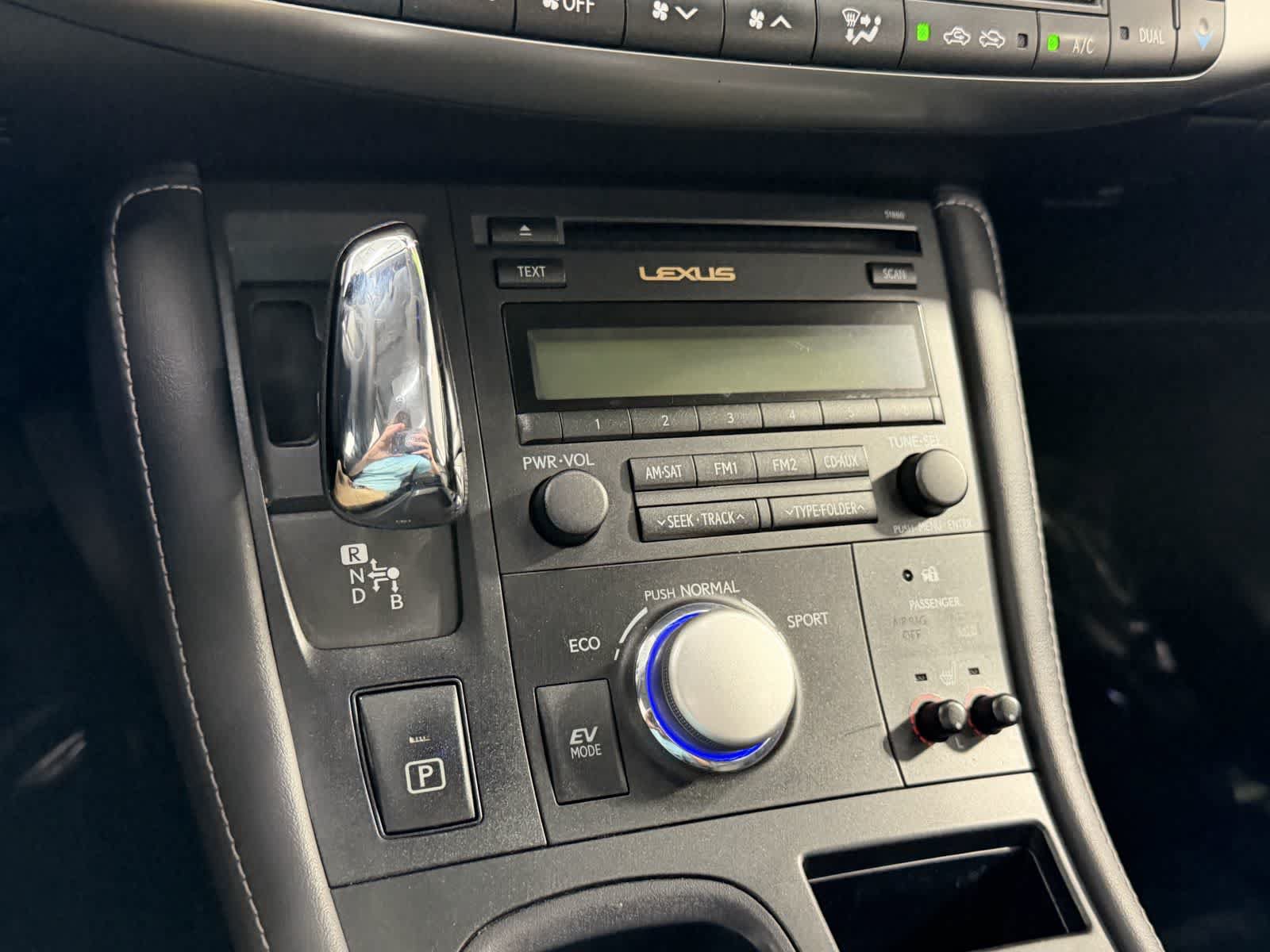 Used 2012 Lexus CT 200h Premium FWD image 22